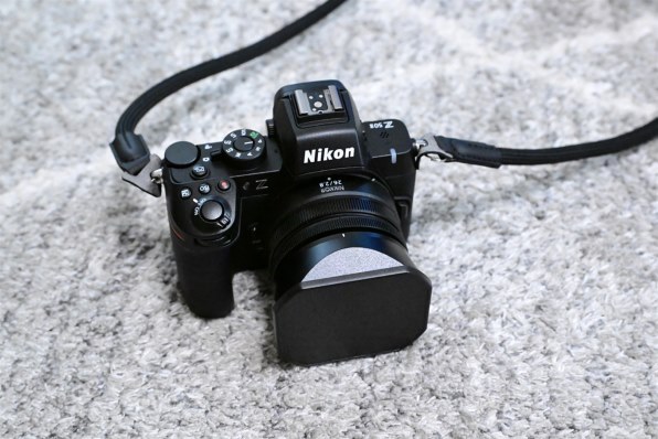 レンズ(単焦点) NIKKOR Z 26mm f/2.8 ニコン「NIKKOR Z 26mm f/2.8」レビュー、Zマウント×パンケーキ
