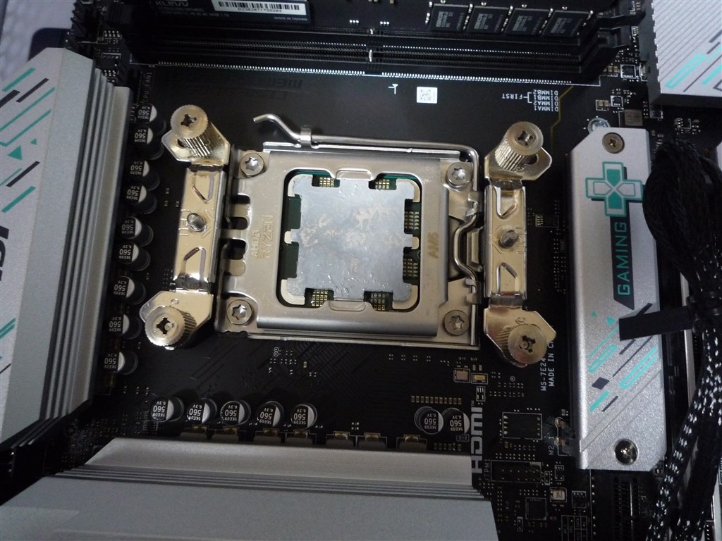 [動作保証] Ryzen 7 9700X, グリス, グリスガード 動作保証] Ryzen 7 9700X, グリス, グリスガード 動作保証