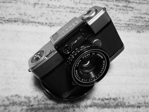OM Digital Solutions - OM SYSTEM  OM-1 12-100mm f4.0 PROキット OM SYSTEM OM-1 12-100mm F4.0 PROキット | ミラーレス一眼