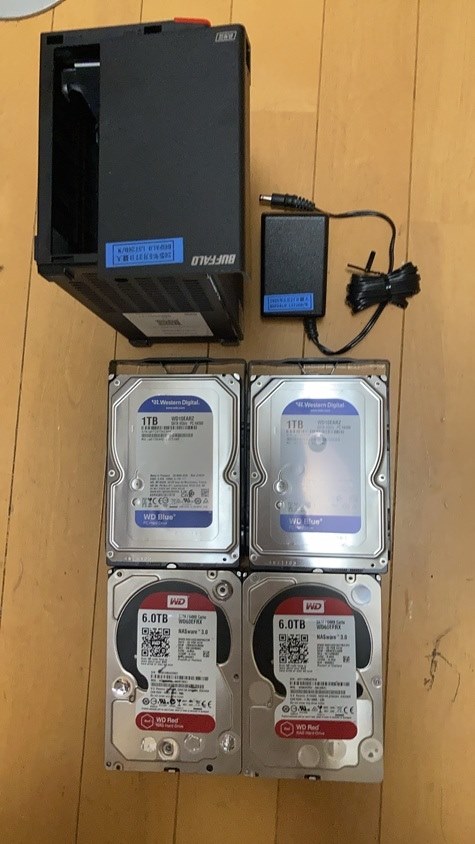 LinkStation LS720D0202 4TB*2換装済み LinkStation LS720D0202 4TB*2換装済み LS720D0202