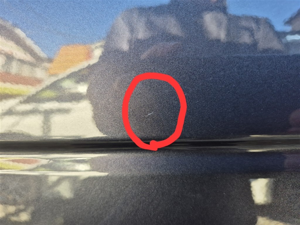 飛び石かなにかによる線キズについて』 ホンダ N-BOX カスタム 2023年