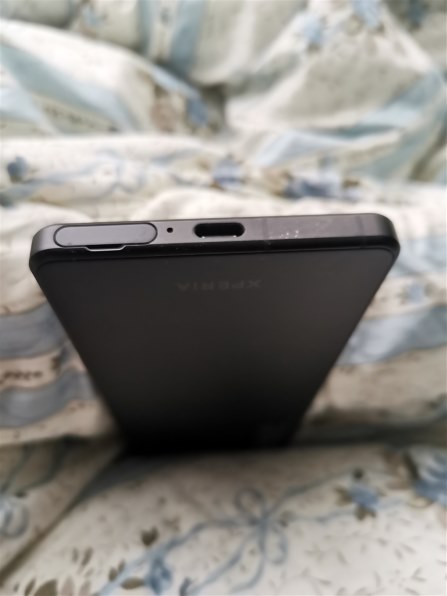 FCNT arrows Alpha M08 SIMフリー [ブラック] 価格比較 - 価格.com