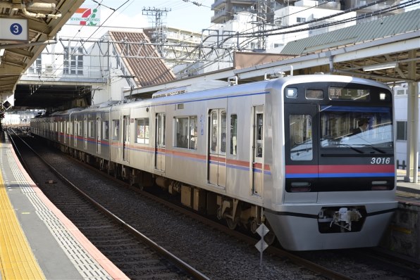 ニコン AF-S NIKKOR 24-85mm f/3.5-4.5G ED VR 価格比較 - 価格.com