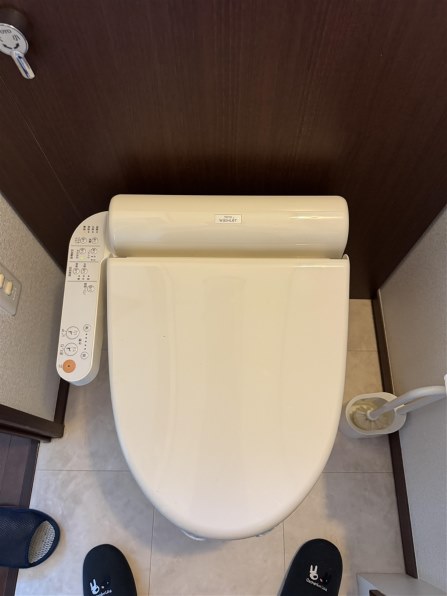 TOTO　TCF4714 [ホワイト] アプリコット TOTO アプリコット F1 TCF4714 #NG2 [ホワイトグレー] 価格比較