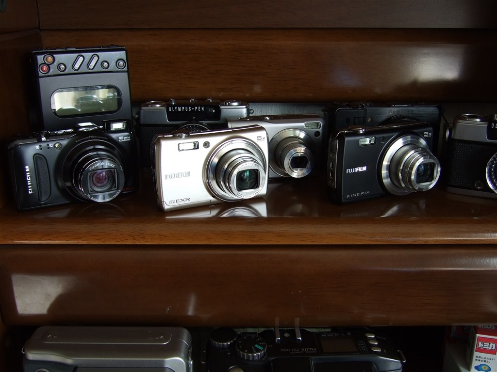 ◻︎スマホ転送ok◻︎ FUJIFILM FINEPIX J150W SDカード付き スマホに