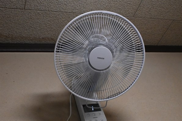 Nikon Z fc ボディ シルバー Nikon ニコン Z fc ボディ Zfc シルバー ミラーレス一眼レフ