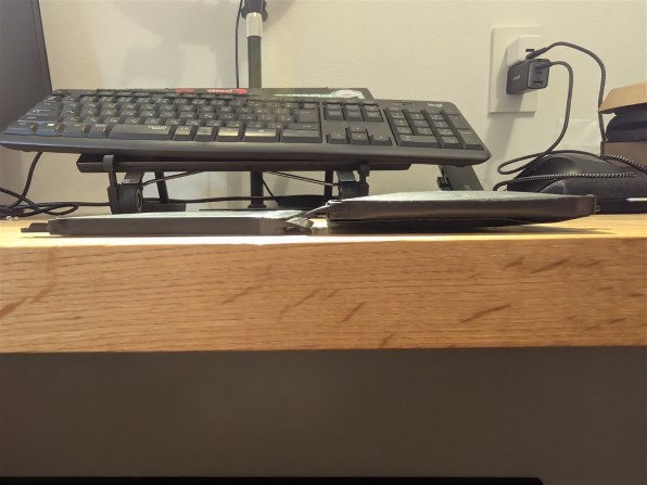 ドスパラ raytrek X4-T Rose Gold Core i7 1165G7/14インチ フルHD