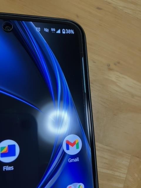 arrows Alpha M08 使用歴2週間 日常使いにはよい』 FCNT arrows Alpha M08 SIMフリー [ホワイト