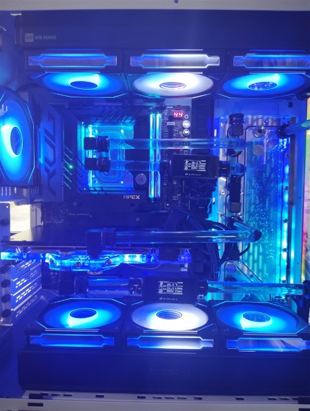 Thermaltake Versa H18 CA-1J4-00S1WN-00 価格比較 - 価格.com