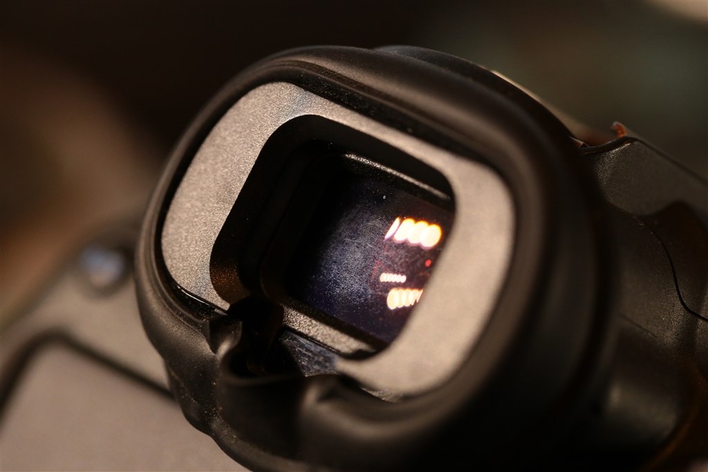 ファインダー用保護フィルム探しています』 CANON EOS R6 Mark II