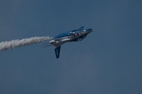 教えてください」飛行機撮影時のピンボケなど』 ニコン NIKKOR Z 180