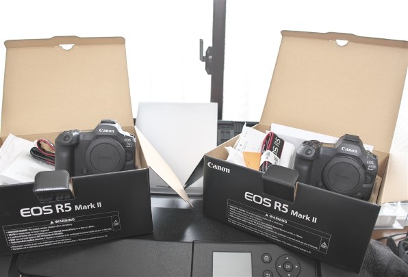 CANON EOS R5 Mark II ボディ 価格比較 - 価格.com