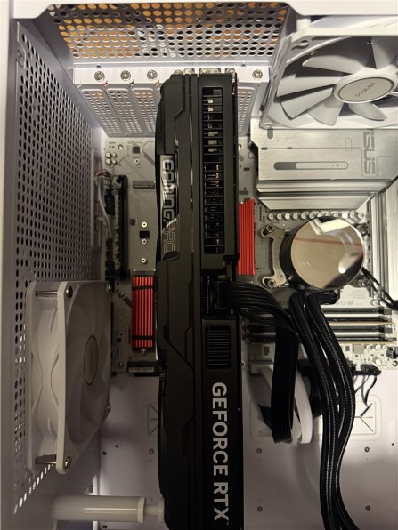 ASUS X870 MAX GAMING WIFI7 W (X870 AM5 ATX) ドスパラ限定モデル投稿