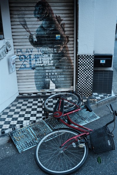 富士フイルム FUJIFILM X-T30 III ボディ 価格比較 - 価格.com