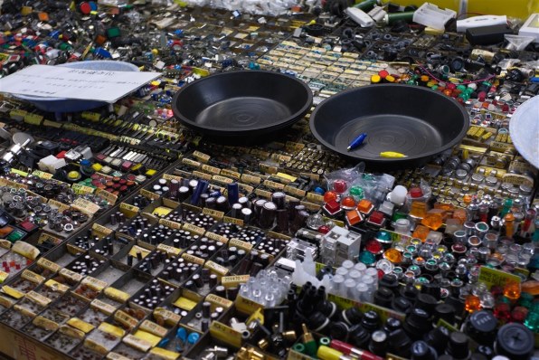 富士フイルム FUJIFILM X-T30 III ボディ 価格比較 - 価格.com