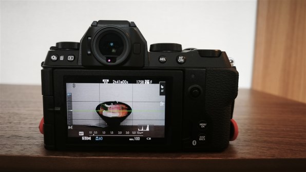 富士フイルム FUJIFILM X-S20 ボディ 価格比較 - 価格.com