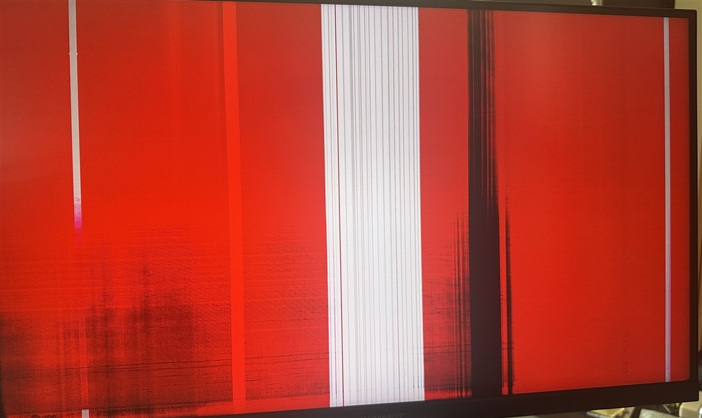 ゲーミングモニター 画面全体に縦帯が入る症状の修理について