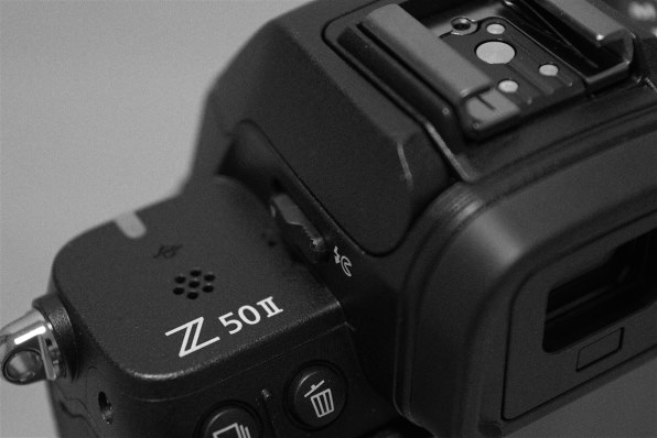 ニコン D3300 ダブルズームキット [レッド]で撮影された写真 - 価格.com