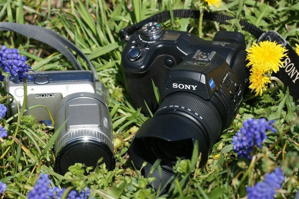 富士フイルム FinePix 4900Z 価格比較 - 価格.com