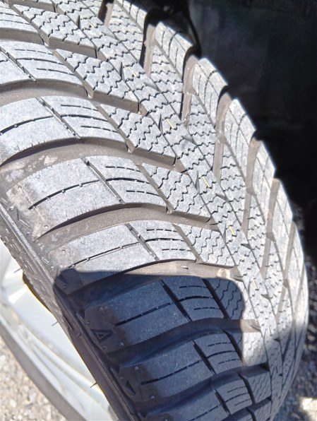 NEXEN [1本] N'blue 4Season 185/65R15 88H 価格比較 - 価格.com
