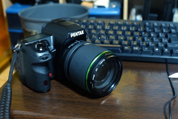 富士フイルム FUJIFILM X-A1 ダブルズームレンズキット [シルバー]で